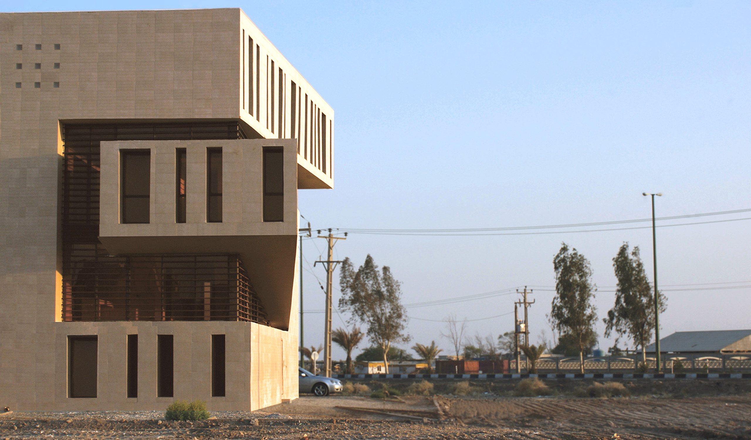 02-Abadan-Ashrafi & Zad Design
