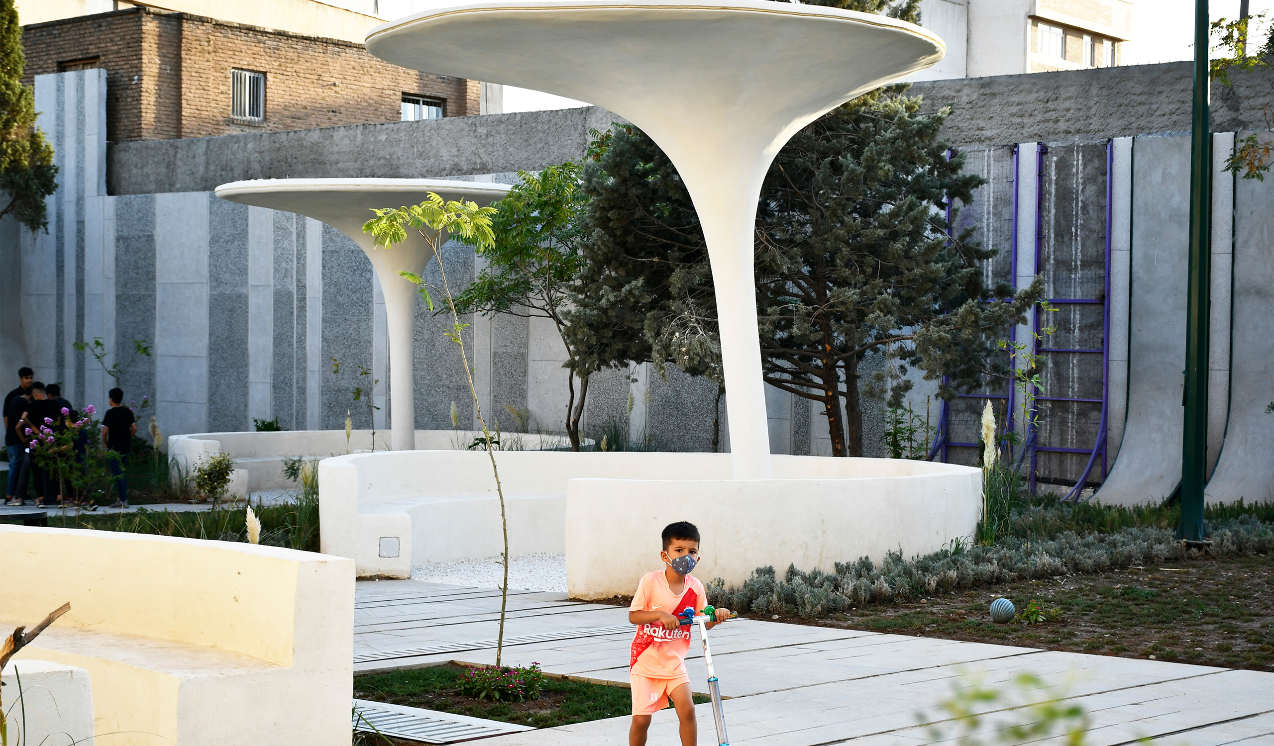 01-Bakhshifard-Ashrafi & Zad Design