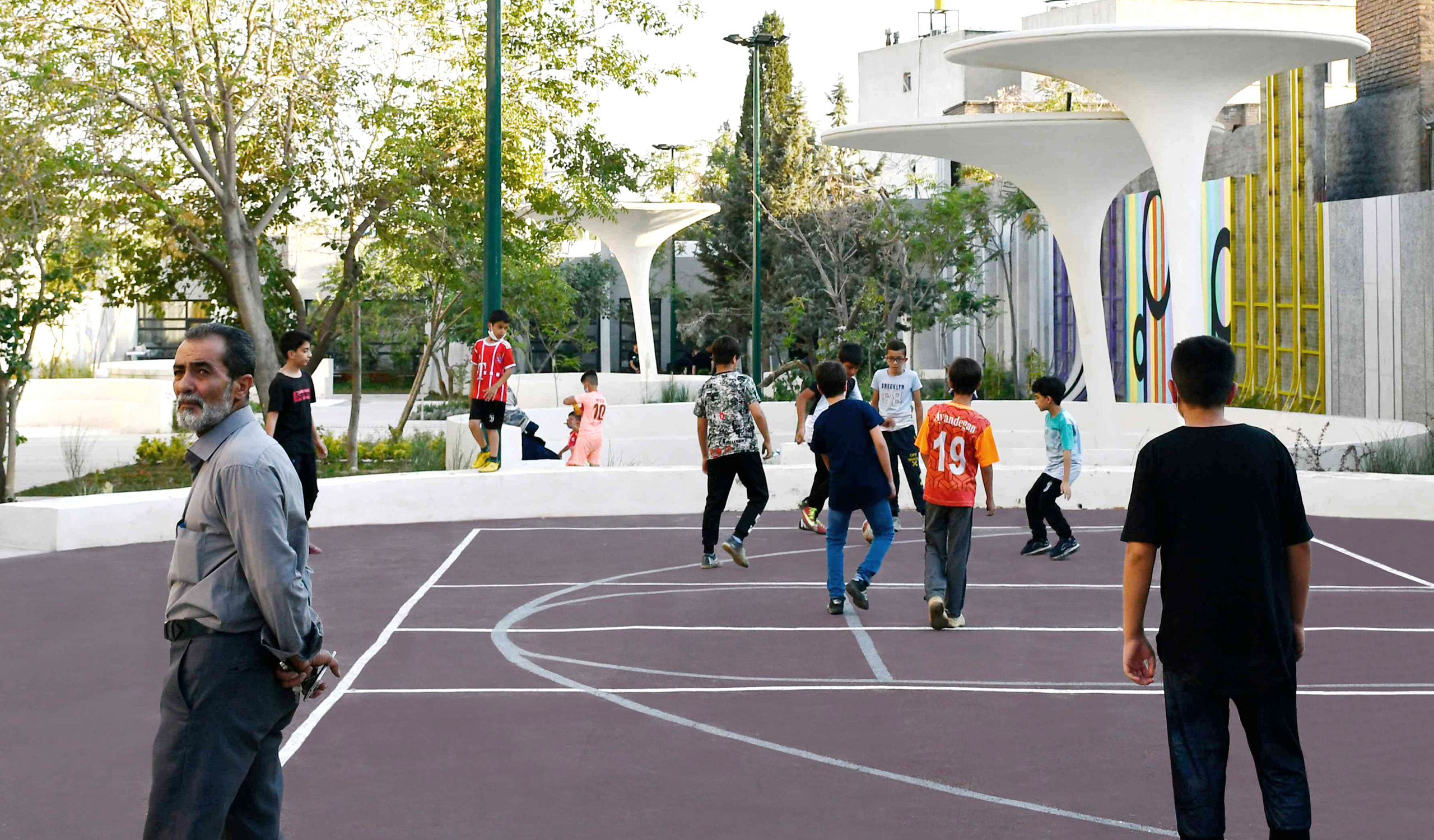 10-Bakhshifard-Ashrafi & Zad Design