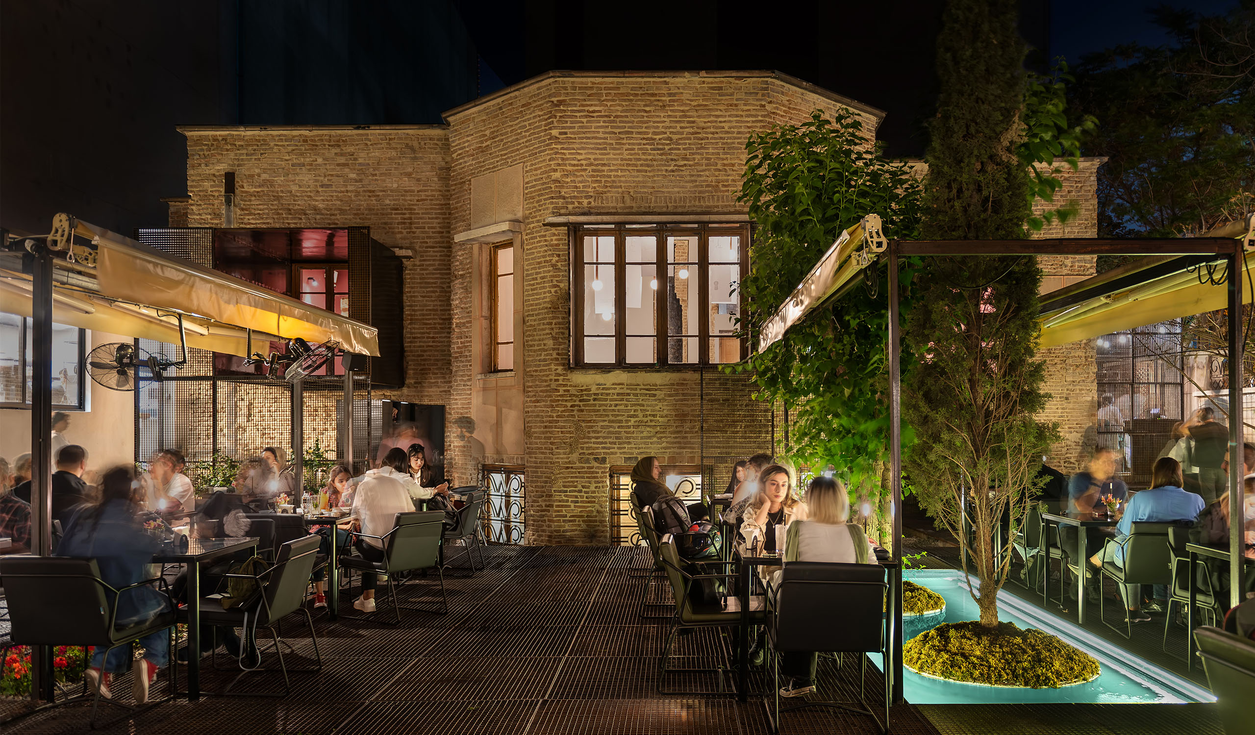 10-Mansha Mansion-Ashrafi & Zad Design